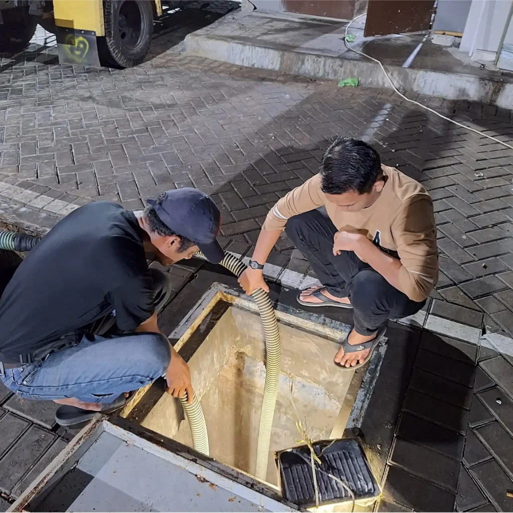 Jasa Sedot Lemak Restoran